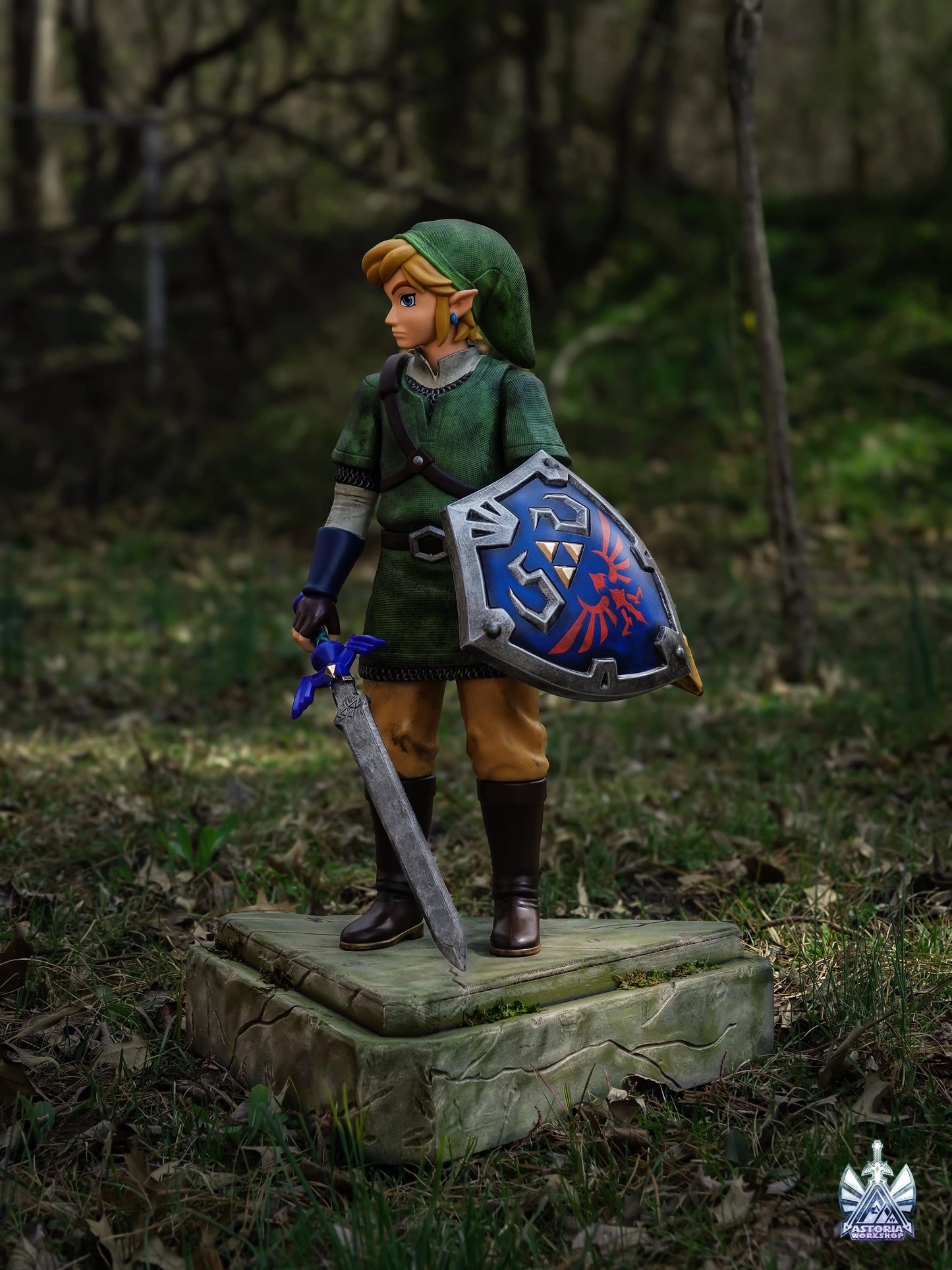 Link MASSIVE Replica Figure Statue from Zelda