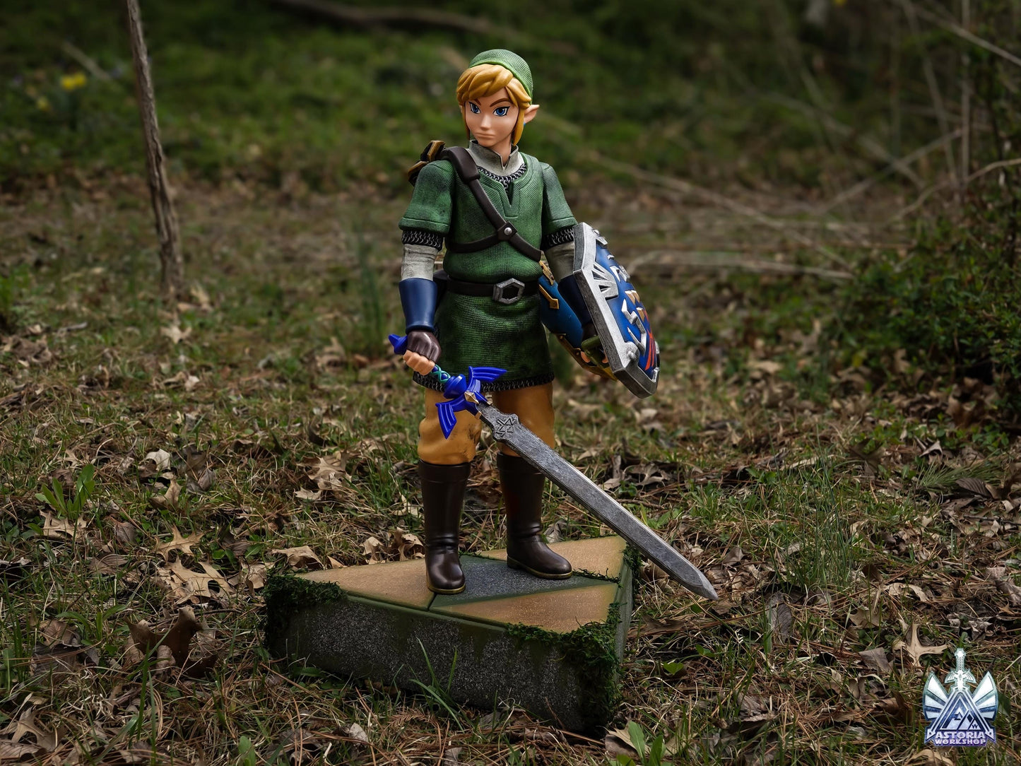 Link MASSIVE Replica Figure Statue from Zelda