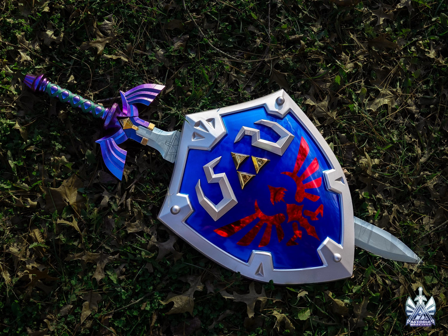 Hylian Shield - Zelda Life Sized 1:1 Metal Replica BOTW, TOTK, Ocarina