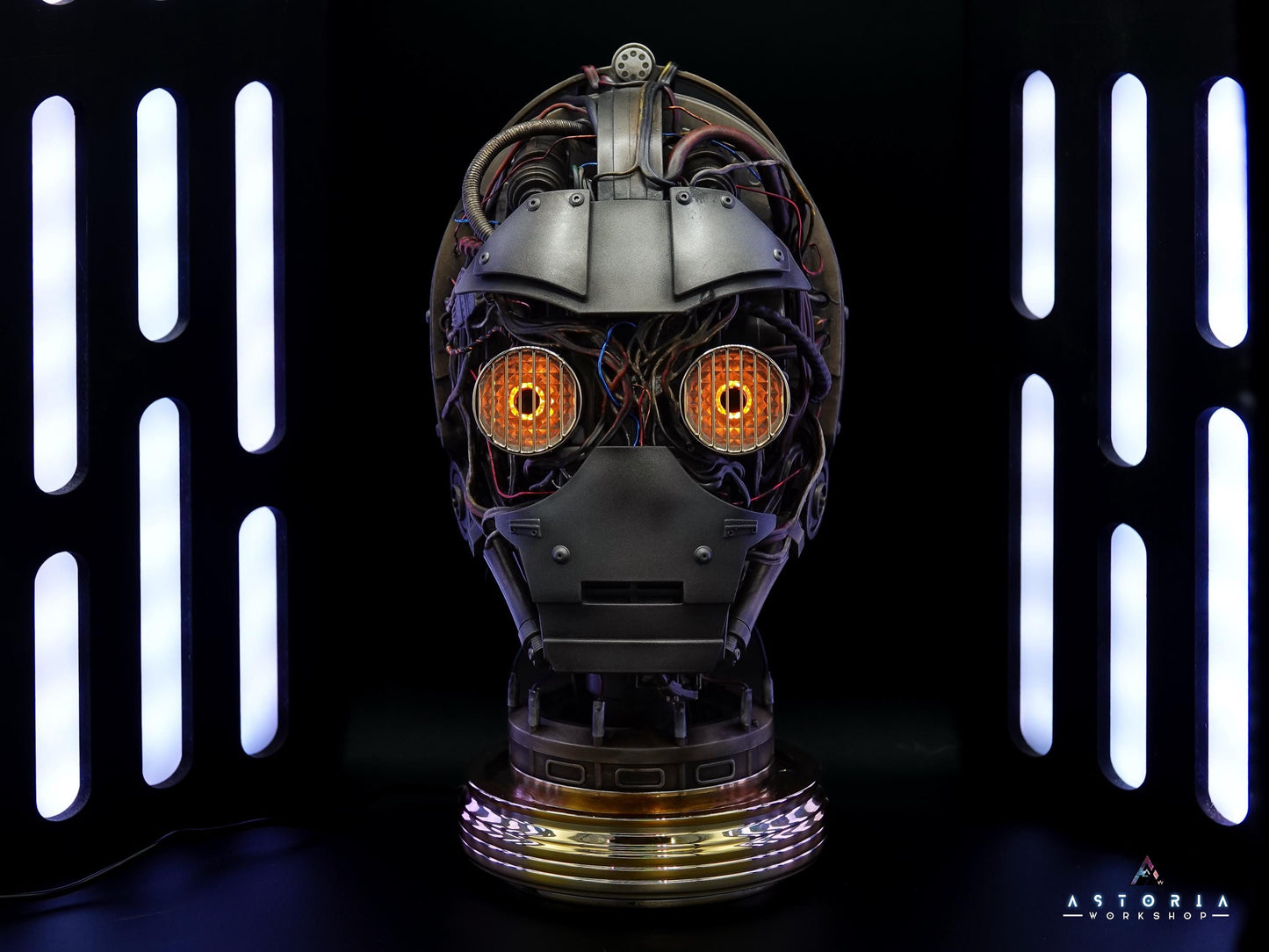 C-3PO Custom Weathering Exposed Droid Bust with Lights, Star Wars C3PO Life Size Head Sculpt Droid Depot Galactic Archive Service