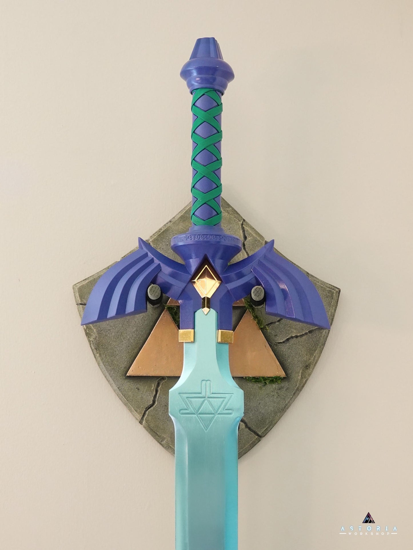 Legend of Zelda Wall Mount Display Hanger for Master Sword, Wall Art Gaming Room Decor Life Size BOTW TOTK Office Anime Decor