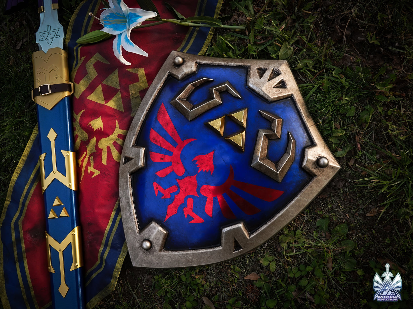 Hylian Shield - Zelda Life Sized 1:1 Metal Replica BOTW, TOTK, Ocarina