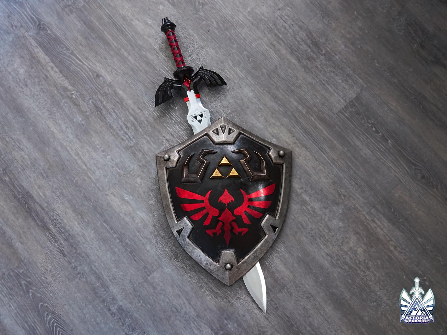 Hylian Shield - Dark Link Edition Zelda Life Sized 1:1 Metal Replica BOTW, TOTK, Ocarina Legendary Scale