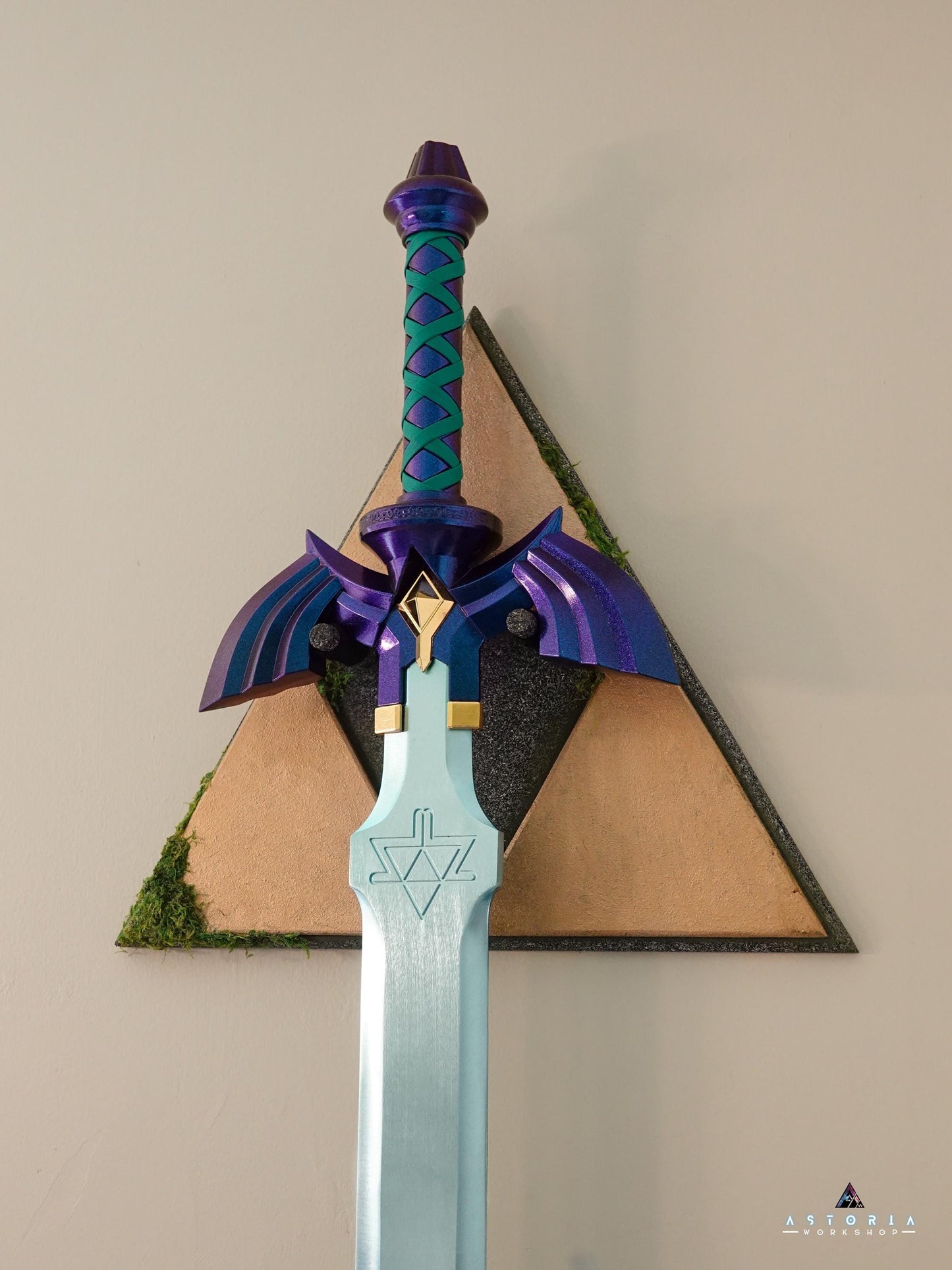 Legend of Zelda Wall Mount Display Hanger for Master Sword, Wall Art Gaming Room Decor Life Size BOTW TOTK Office Anime Decor