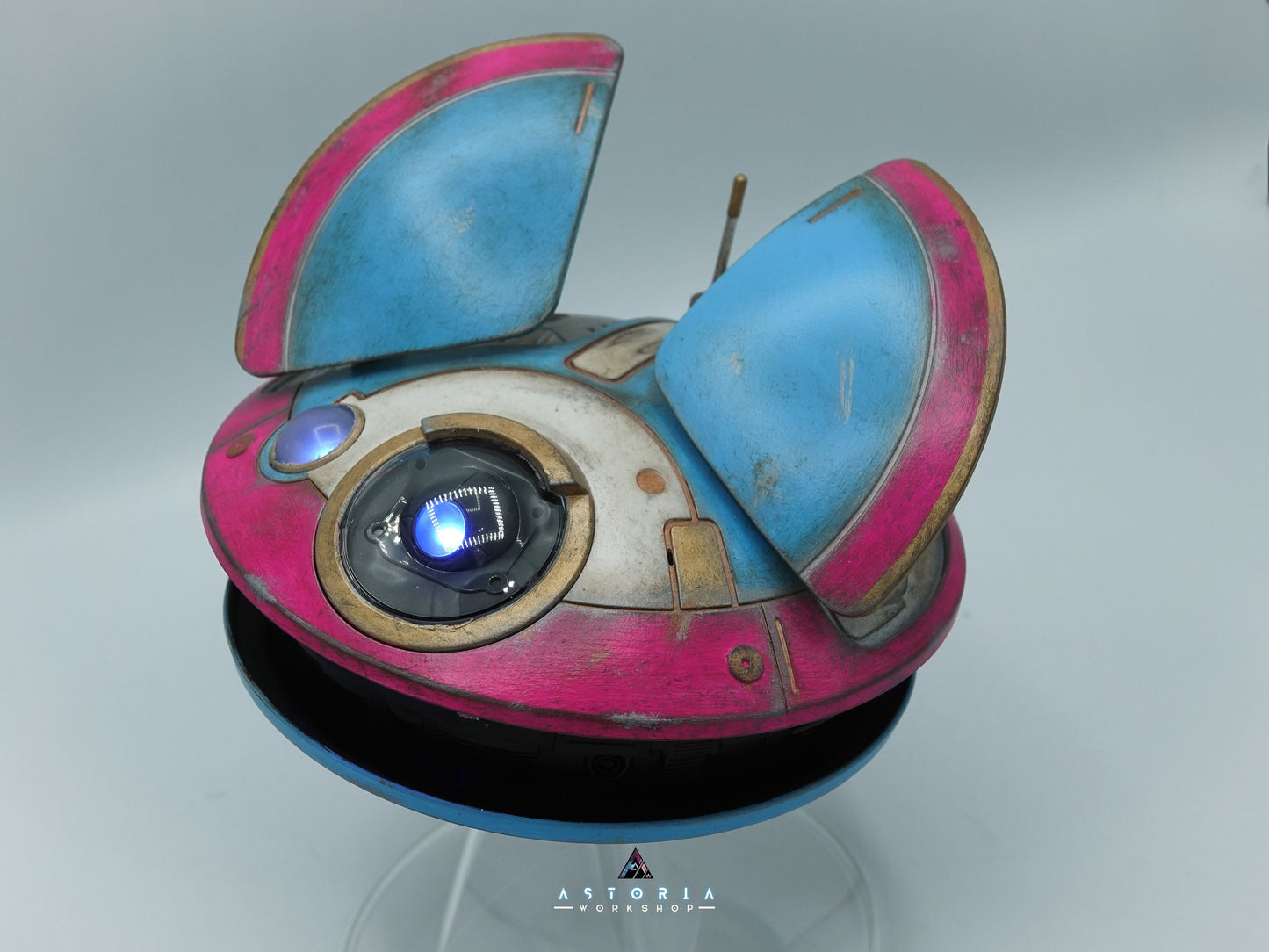 LOLA Kenobi Bug Droid Animatronic Star Wars Custom Weathering or Painted L0-LA59