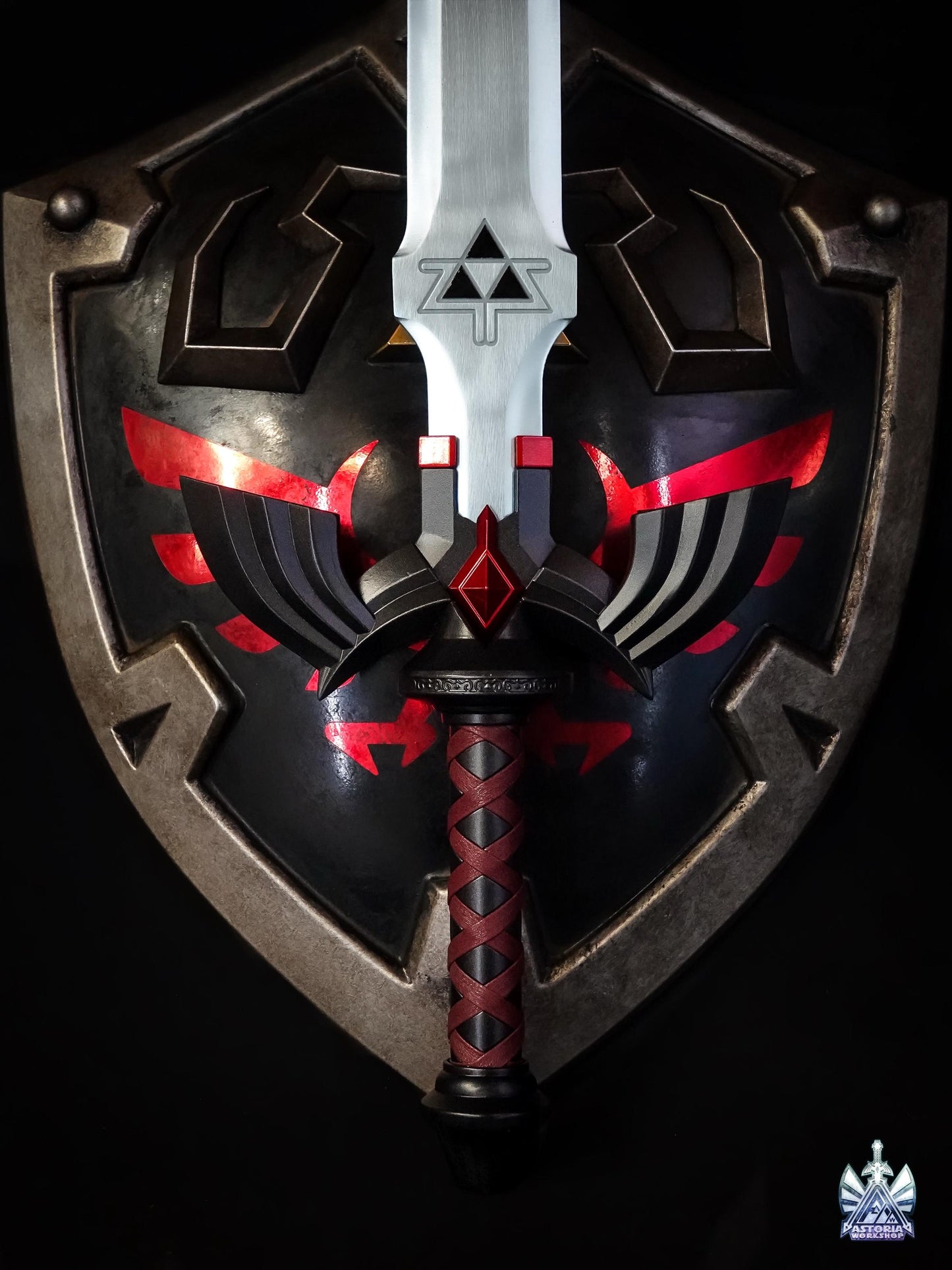 Hylian Shield - Dark Link Edition Zelda Life Sized 1:1 Metal Replica BOTW, TOTK, Ocarina Legendary Scale