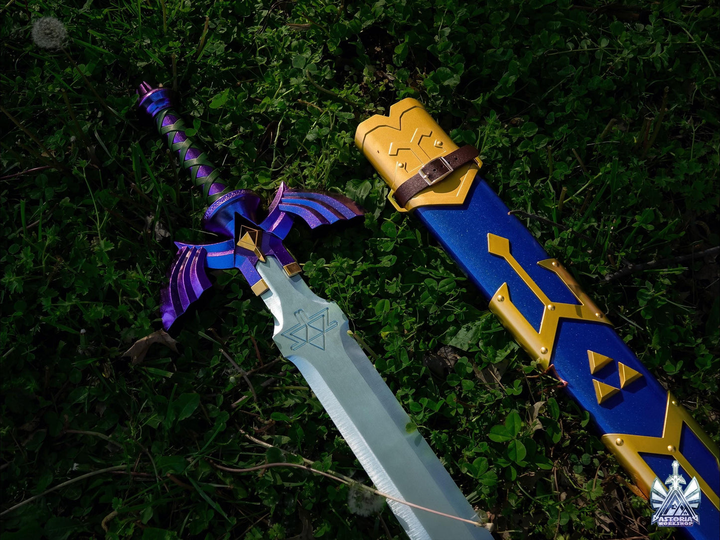 Hylian Sheath - Zelda Master Sword V3 Wooden Life-Size Accessory for Astoria Master Swords, BOTW, Tears of the Kingdom