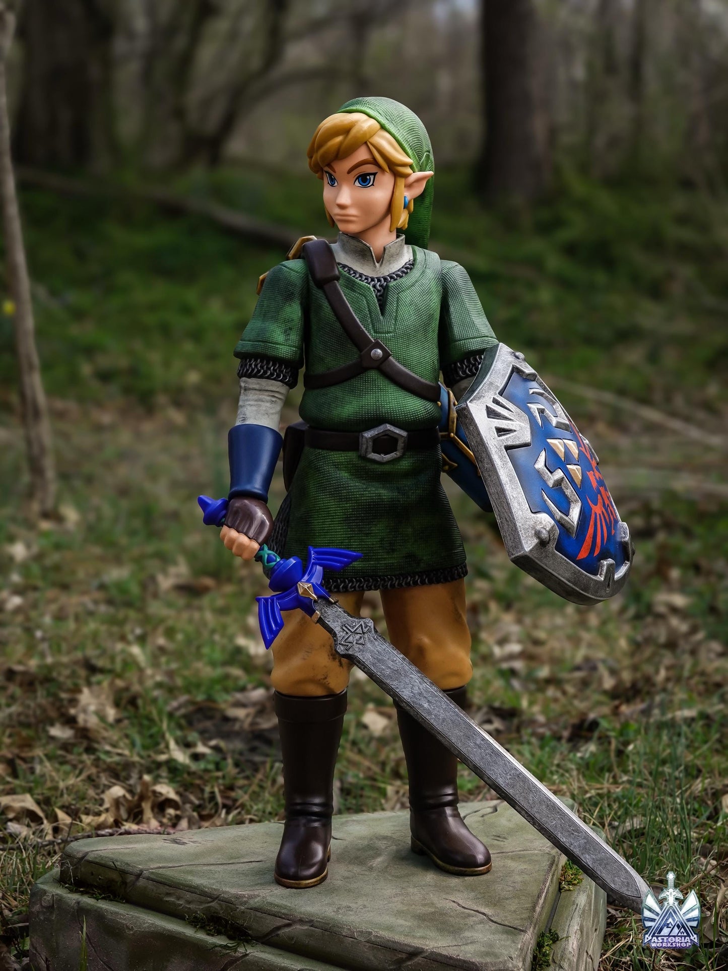 Link MASSIVE Replica Figure Statue from Zelda